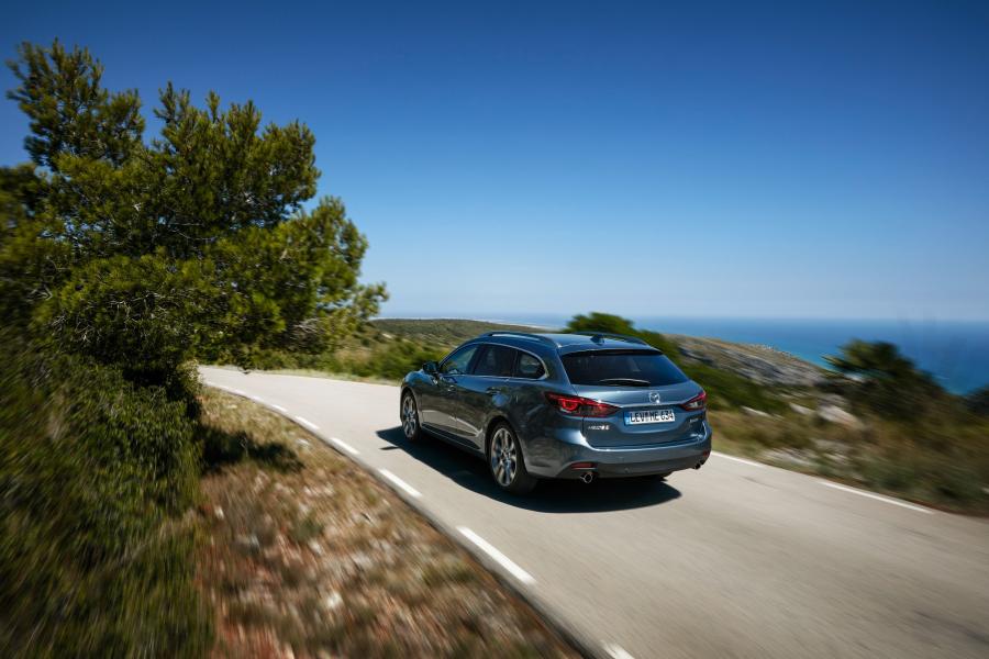  Mazda6 Wagon 2015 года  (фото 15 из 77)